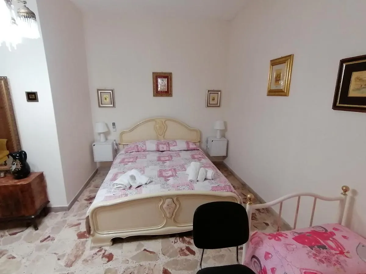 San Caloiru Home Naro Italia