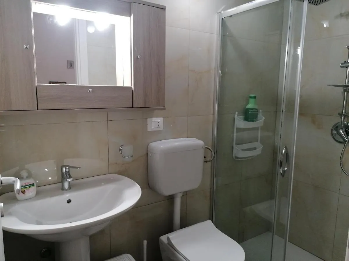 San Caloiru Home Naro