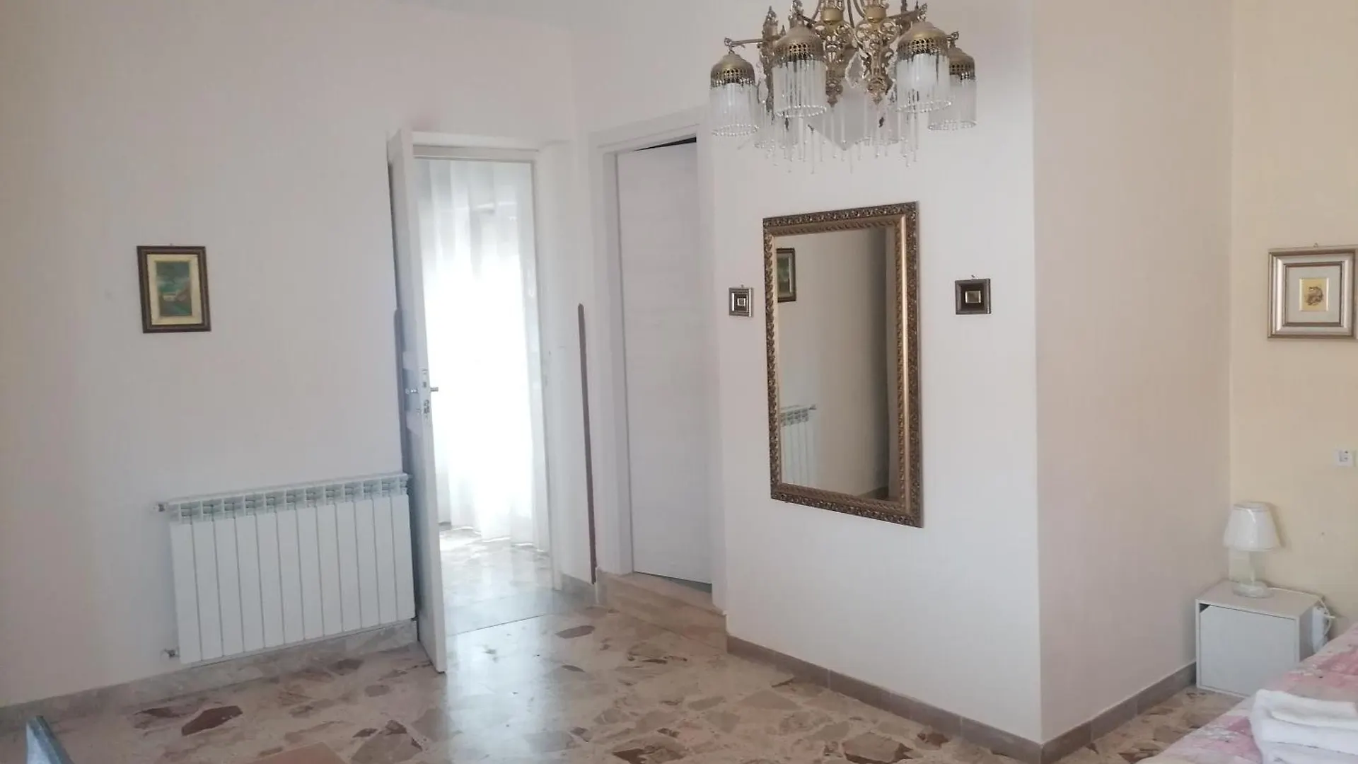 San Caloiru Home Naro Italy